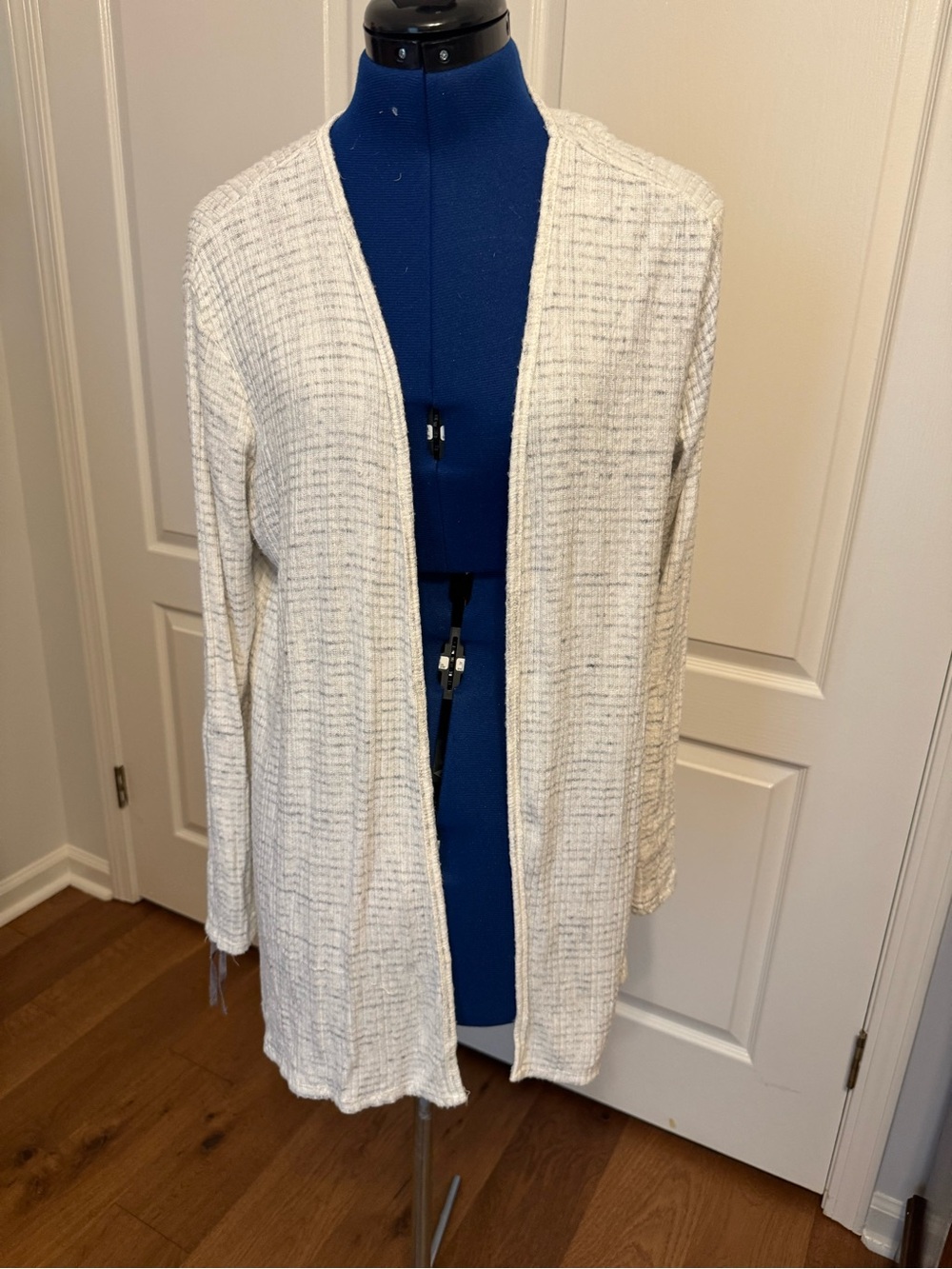 DR2 Cream Open-Front Ribbed Cardigan